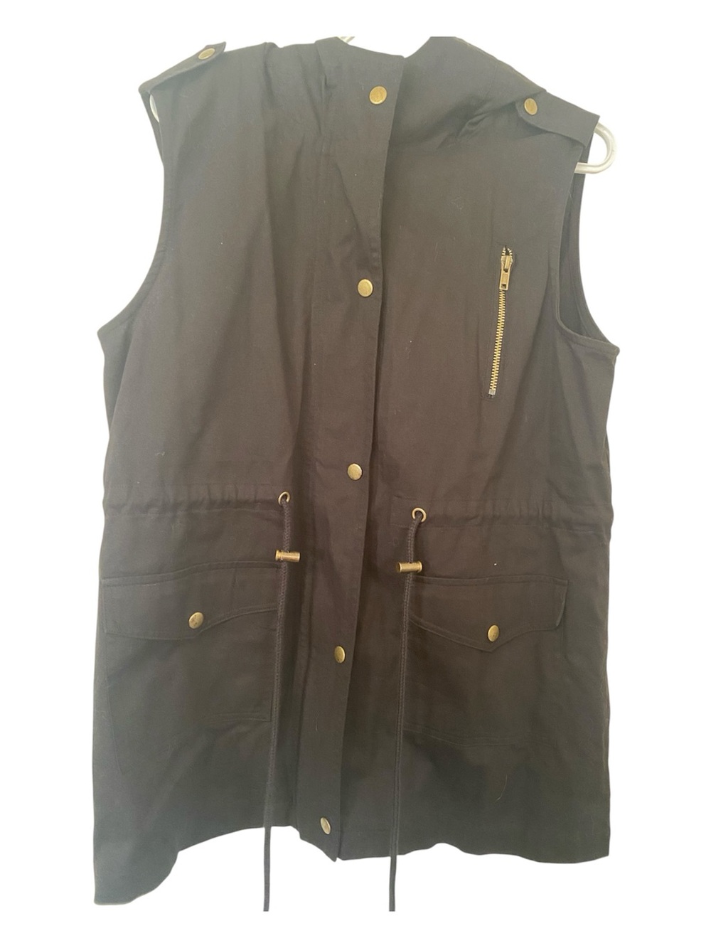 Zenna Outfitters size large Black Sleeveless Anorak Vest with Drawstring